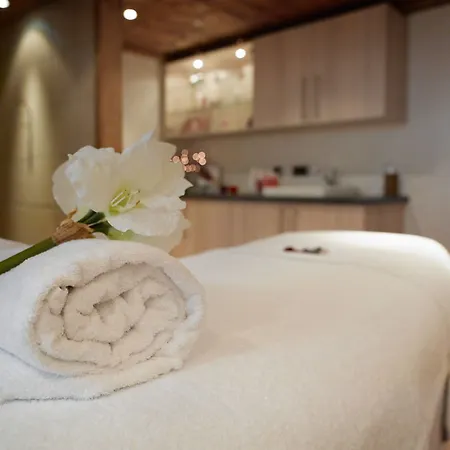 Appart hôtel Cgh Résidences&spas Le Coeur D'or 4*