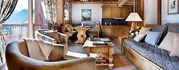 Cgh Residences & Spas Le Coeur D'or 4*